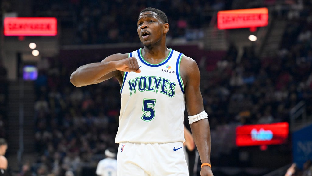 Timberwolves star Anthony Edwards to undergo knee procedure, will miss up to 2 months, ESPN sources says — Inver Grove Heights Sports news